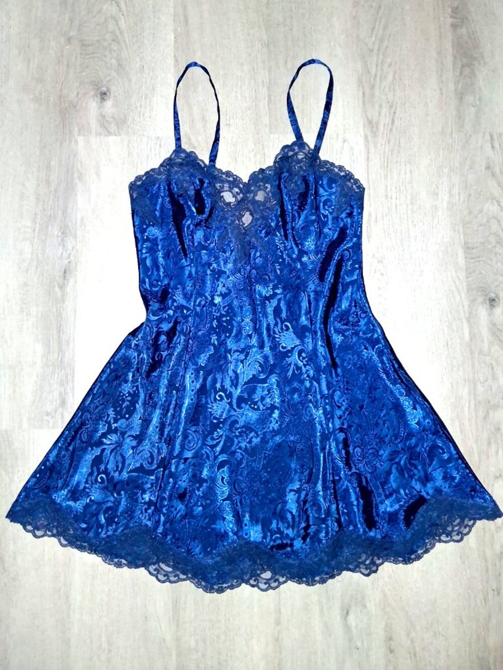 Vintage Victoria's Secret Dark Blue Lace Nightgown Slip Dress Chemise Size Small